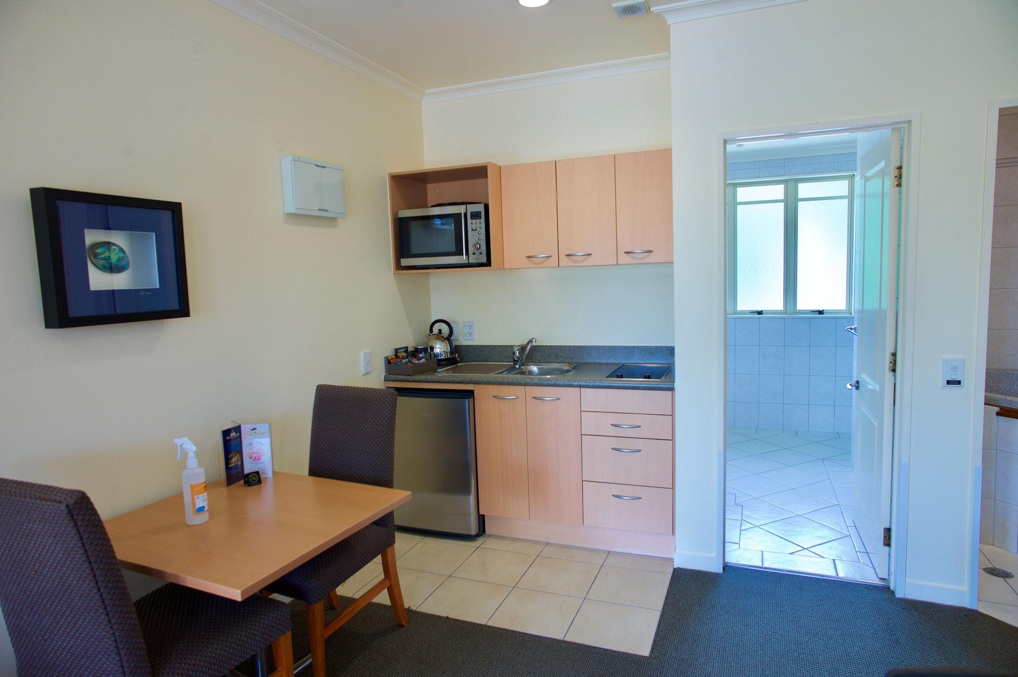 Regal Palms Resort Роторуа Экстерьер фото A typical studio apartment